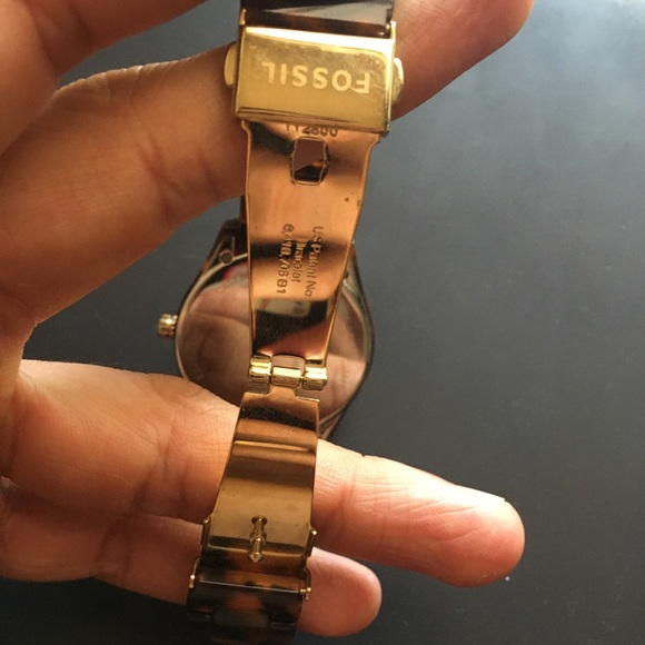 Women’s fossil watch - Picture 4 of 4